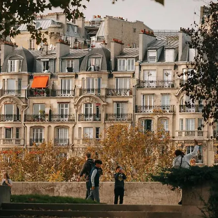 Family With Lift - Eiffel Tower شقة باريس